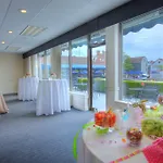 The Newport Harbor Hotel & Marina 